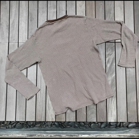 LEVI STRAUSS Brown Long Sleeve Round Neck Shirt - Picture 3 of 5